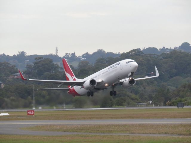 Boeing 737-800 (VH-VXT)