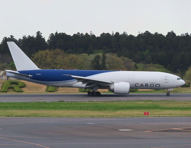 BOEING 777-200LR (N703GT) - I took this picture on Apr 06, 2021.br /9S752/06  SZX-NRT