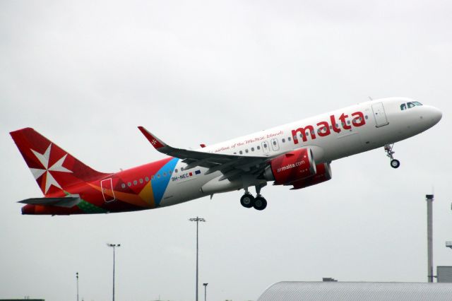 Airbus A320neo (9H-NEC) - Airborne off rwy 27L on 4-Oct-19 operating flight AMC101 to LMML.