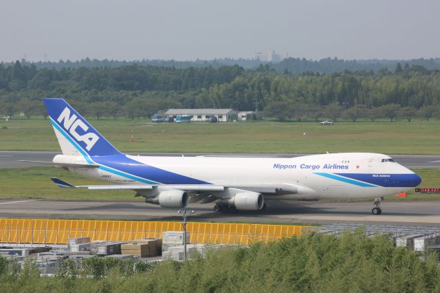 Boeing 747-400 (JA06KZ)