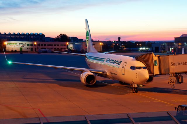 Boeing 737-700 (D-AGET)