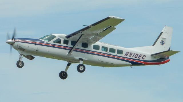 Cessna Caravan (N910EC)
