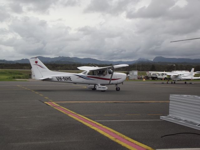 Cessna Skyhawk (VH-NHE)