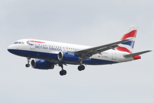 Airbus A319 (G-EUPW)