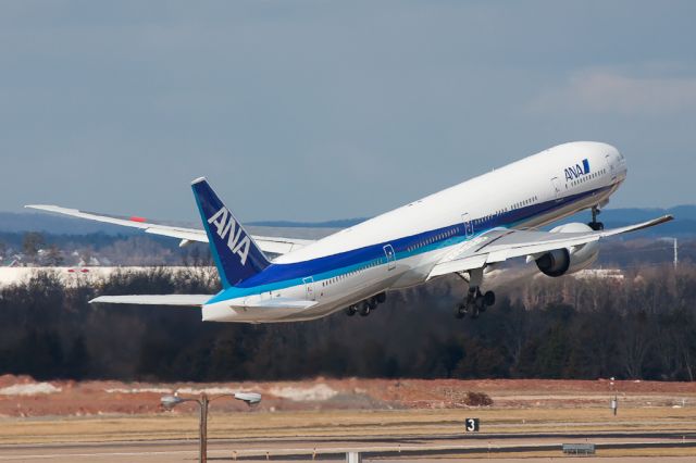 BOEING 777-300ER (JA735A) - ANA1 departing runway 1C for Narita.