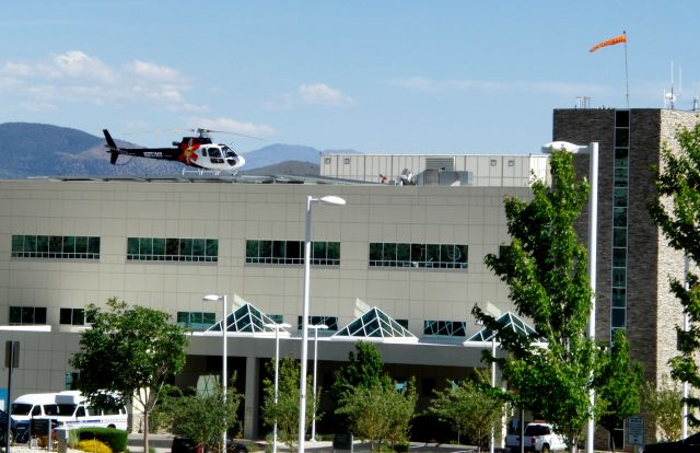 Eurocopter AS-350 AStar (N861MB) - Was listening to the scanner and heard a Care Flight say that he was landing at Carson Tahoe Regional Hospital.