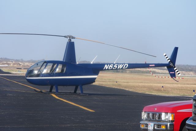 Robinson R-44 (N65WD)