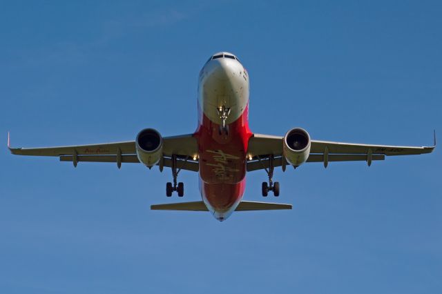 Airbus A320 (9M-AQQ)