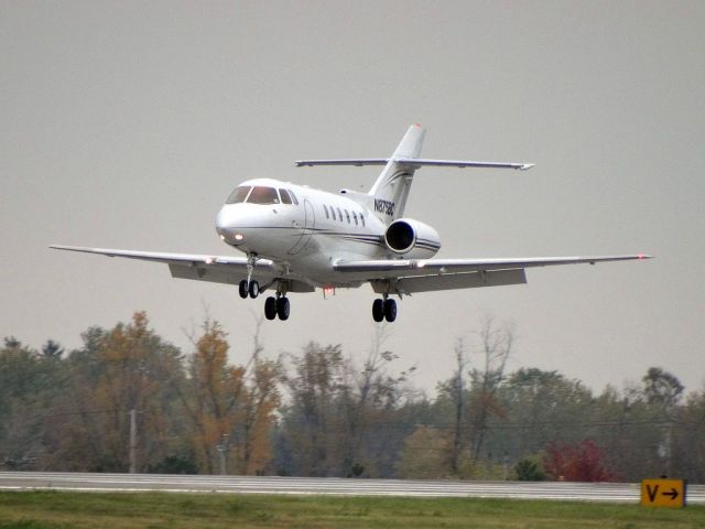 Hawker 800 (N875BC)