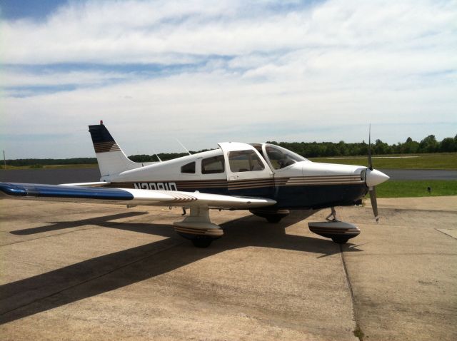 Piper Cherokee (N2091D)