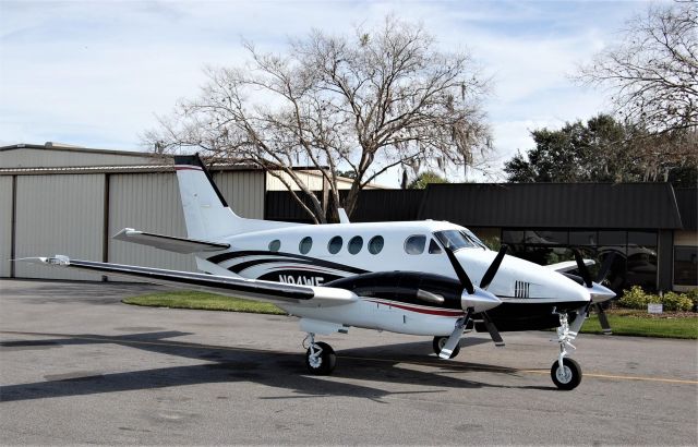 Beechcraft King Air 90 (N94WE)