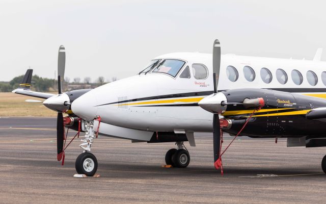 Beechcraft Super King Air 300 (N350JR)