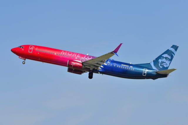 Boeing 737-900 (N493AS) - 23-R departure on 05-16-20. Flt 711 IND-STL