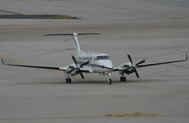 Beechcraft Super King Air 350 (N430JT)