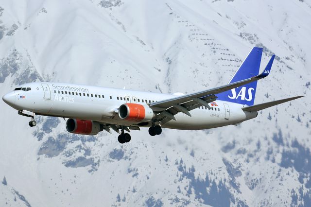 Boeing 737-800 (LN-RRE)