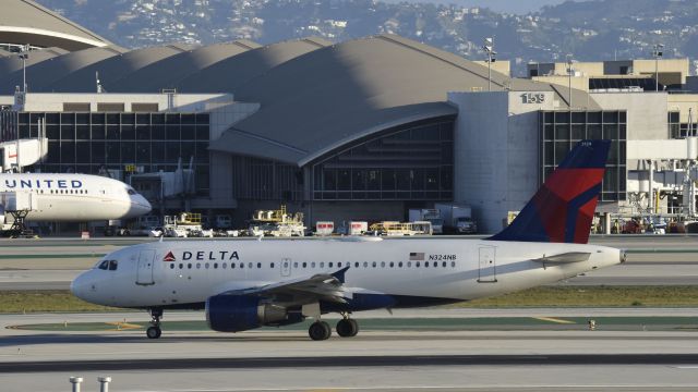 Airbus A320 (N324NB) - Taxiing to gate after landing on 25L at LAX