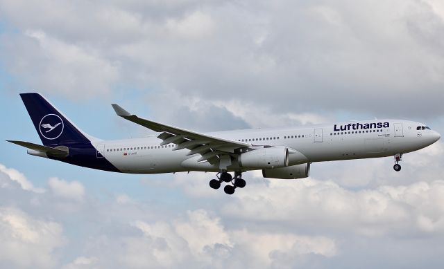 Airbus A330-300 (D-AIKO) - My first opportunity to see LHs new livery in person. I rather like it in person! At first I was far from a fan. However I still do prefer that classic LH gold and I wish this incorporated that. (Please view in "full" for highest image quality)