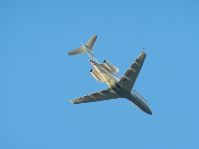 Bombardier Challenger 300 (N43FE) - A Charter FedEx Express CL-30 On Approach To Dulles Airport, this aircraft is not available for public tracking