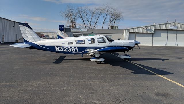 Piper Saratoga (N32381)