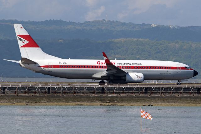 Boeing 737-700 (PK-GFM) - "Brand Logo 1961-1969" liverybr /RétroJet