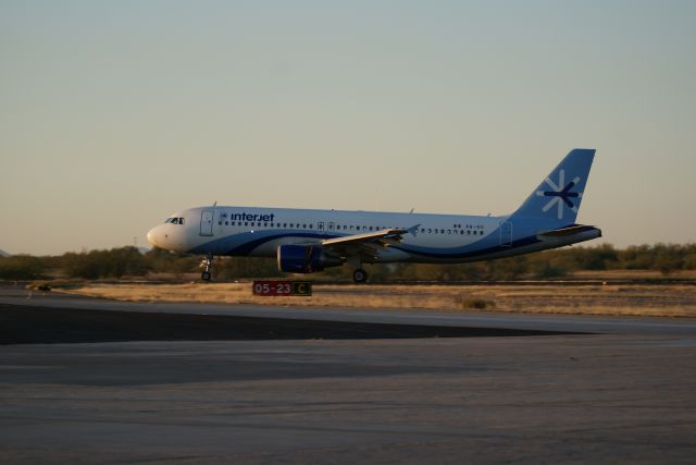 Airbus A320 (XA-XII)