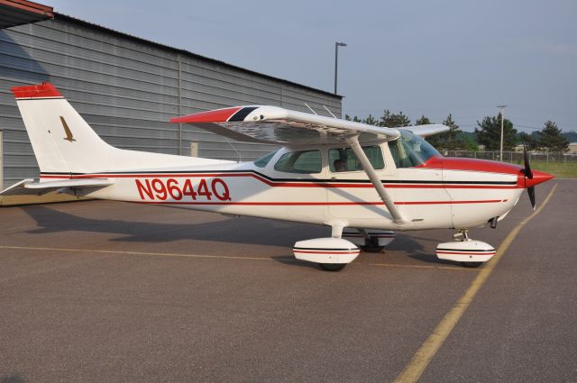 Cessna Skyhawk (N9644Q)