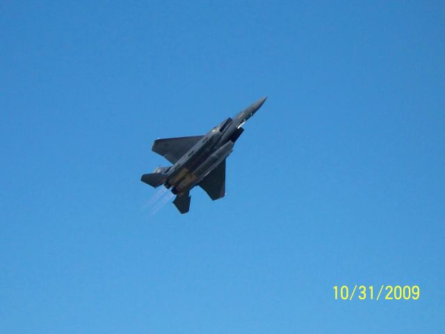 — — - F-15E Strike Eagle... Very good demo at WOH 2009