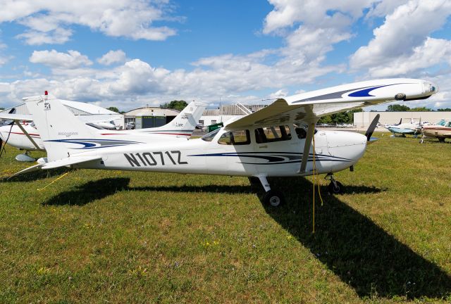 Cessna Skyhawk (N1071Z)