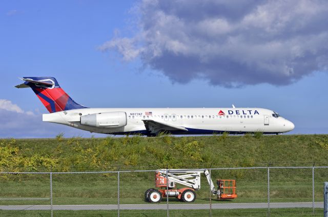 Boeing 717-200 (N977AT)