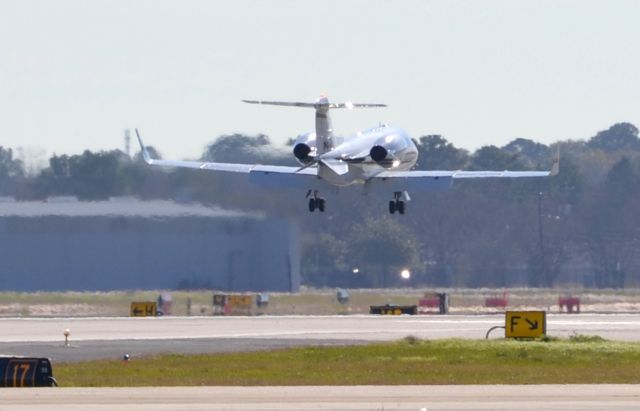 Learjet 31 (N631SF)