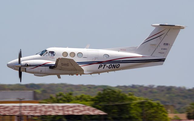 Beechcraft King Air F90 (PT-ONO)