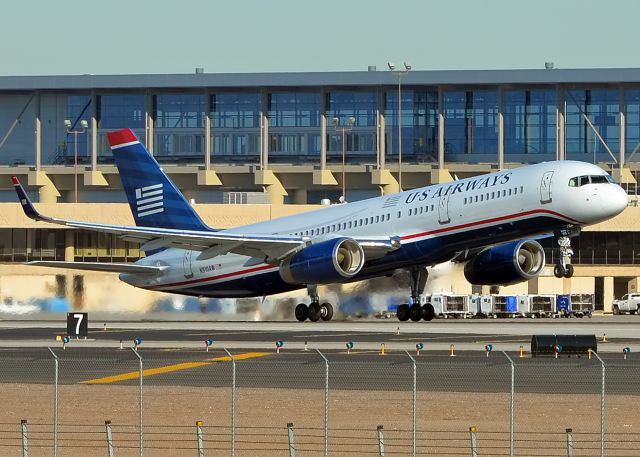 Boeing 757-200 (N910AW)