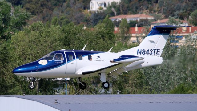 Eclipse 500 (N843TE)