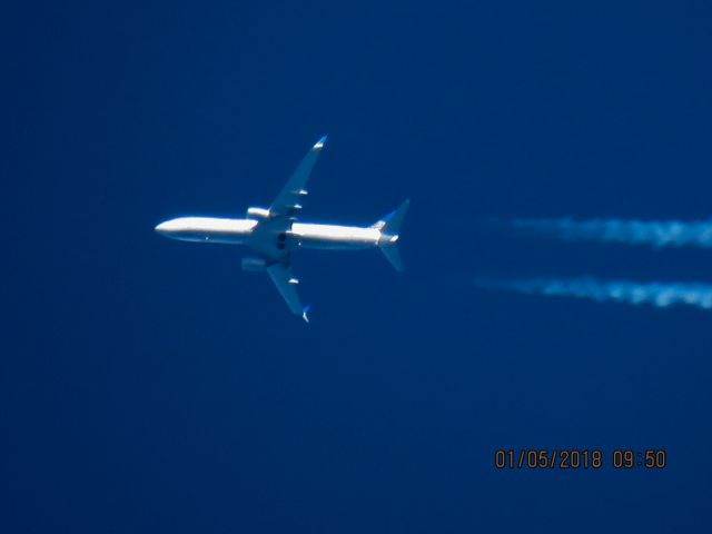 Boeing 737-900 (N39423)