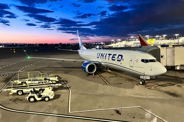 Boeing 737 MAX 8 (N27263) - Early morning at the gate waiting for the day to start.