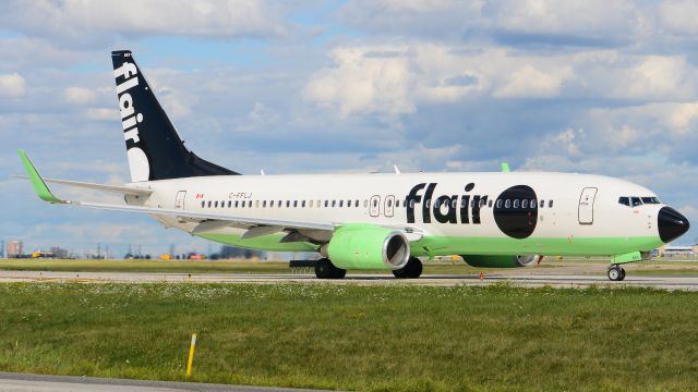 Boeing 737-800 (C-FFLJ)