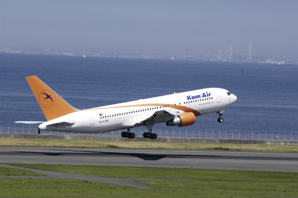 BOEING 767-200 (YA-KAM) - Takeoff at Haneda Intl Airport Rwy16L on 2012/07/10