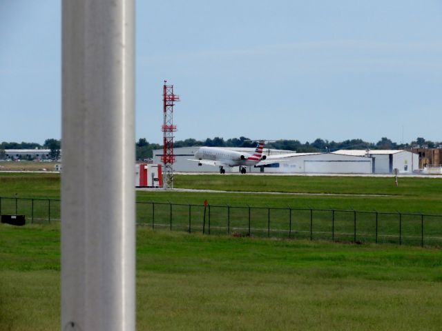 Embraer ERJ-145 (N624AE)