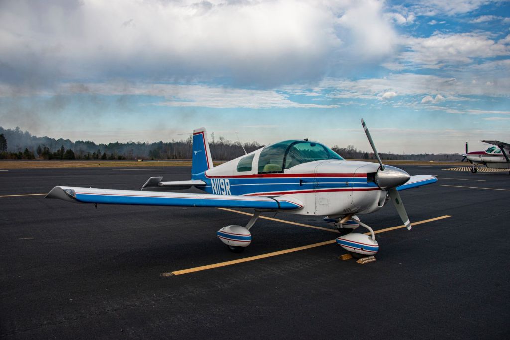 Grumman Tr2 (N119R)