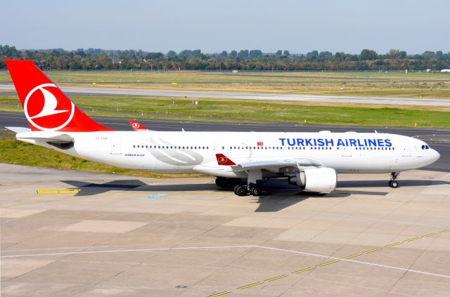Airbus A330-200 (TC-LNA)
