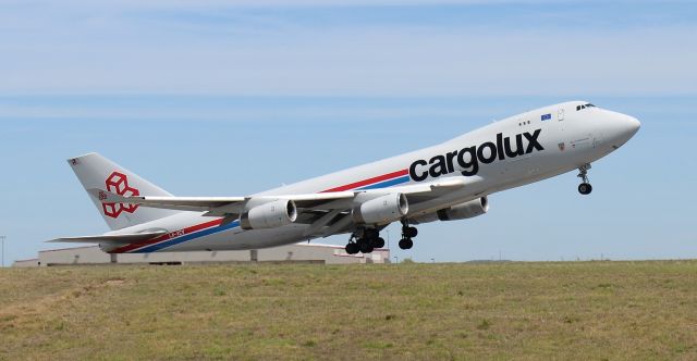 Boeing 747-400 (LX-VCV) - A Cargolux Boeing 747-400 (CLX776) departing Runway 18L at Carl T. Jones Field, Huntsville International Airport, AL - April 10, 2017.