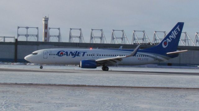 Boeing 737-800 (C-FTCZ)