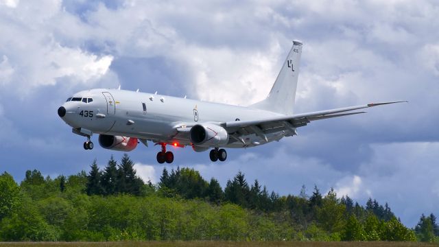 Boeing P-8 Poseidon (16-8435) - A USN P-8A does pattern work on Rwy 34L on 5.6.20. The aircraft is with VP-30 based at NAS Jacksonville, FL. (Ser#168435 / Code: LL-435 / ln 4141 / cn 40815).  Callsign was Marlin 21.