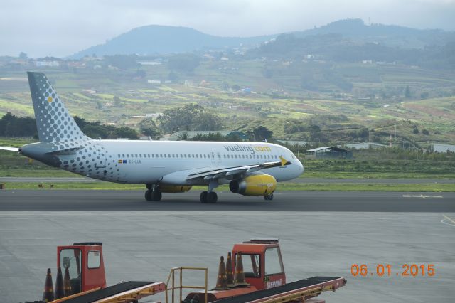 Airbus A320 (EC-LUN)