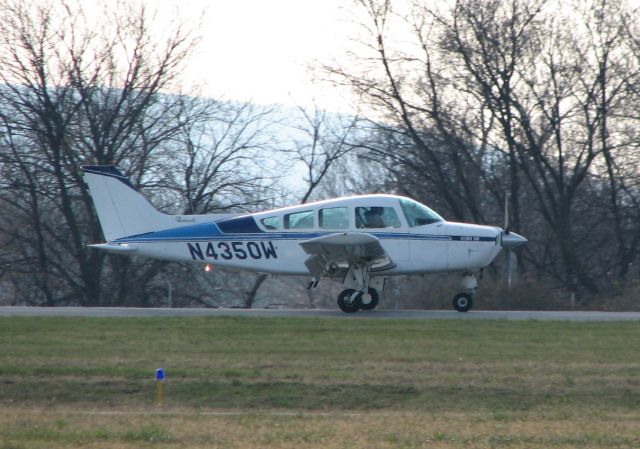 Beechcraft Sierra (N4350W) - at Queen City