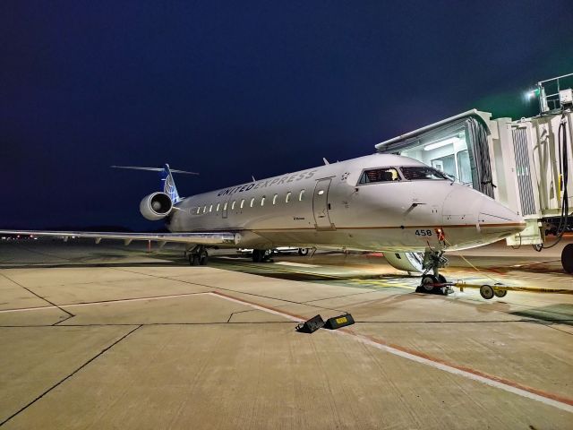 Canadair Regional Jet CRJ-200 (N458AW)