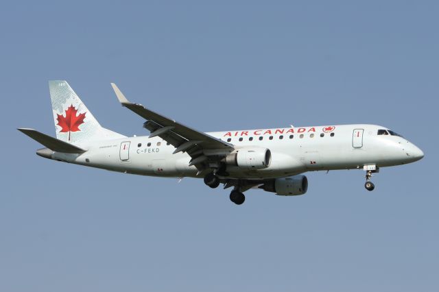 Embraer 175 (C-FEKD) - August 29, 2010 - arrived Washington Reagan