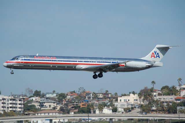 McDonnell Douglas MD-83 (N9413T)