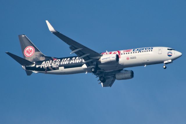Boeing 737-800 (TC-SPM)