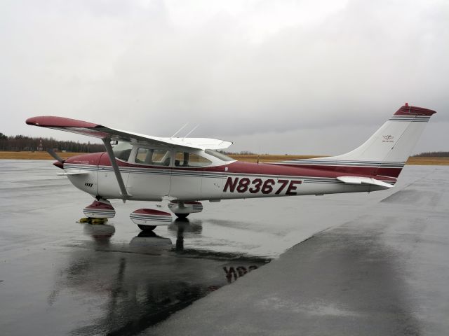 Cessna 402 (N8367E) - At Bar Harbor, Maine. Please note the STOL arrangement.